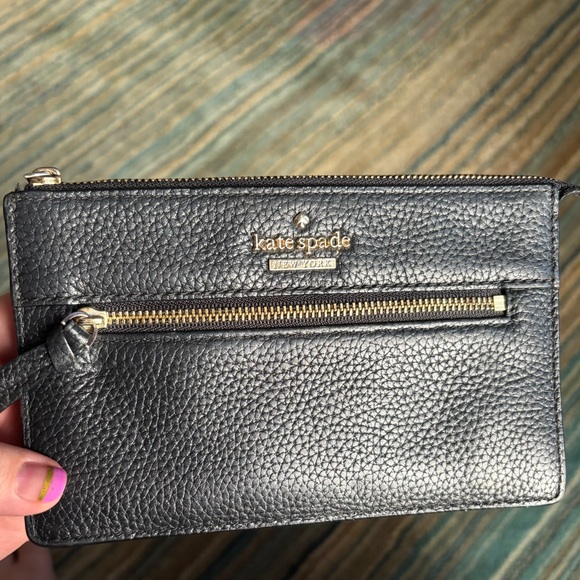 Kate Spade Black Pebbled Leather Wristlet - Picture 1 of 10